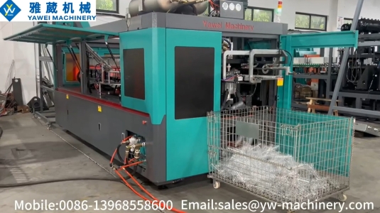 Linear Variable Pitch PET Blow Moulding Machine with Continous Heating 